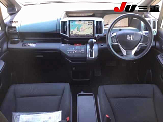 HONDA STEP WAGON 2013