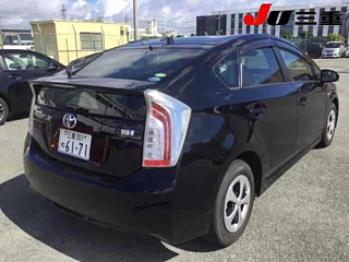 TOYOTA PRIUS 2013