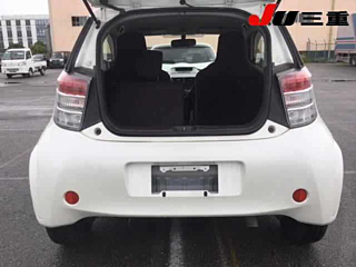TOYOTA IQ 2009