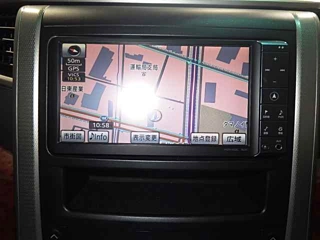 TOYOTA ALPHARD 2010