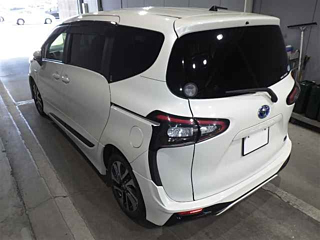 TOYOTA SIENTA 2015