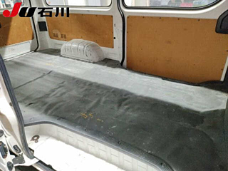 TOYOTA HIACE VAN 2017