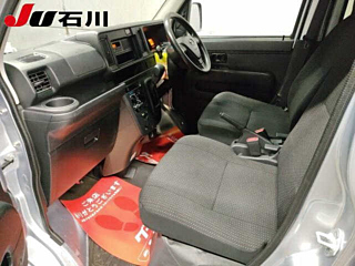 DAIHATSU HIJET VAN 2018