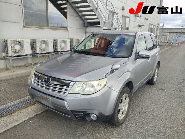SUBARU FORESTER 2011
