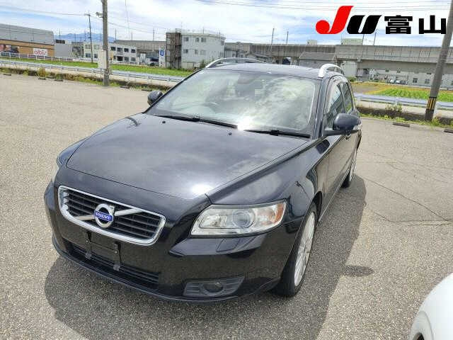 VOLVO V40 2012