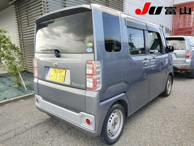 DAIHATSU WAKE 2014