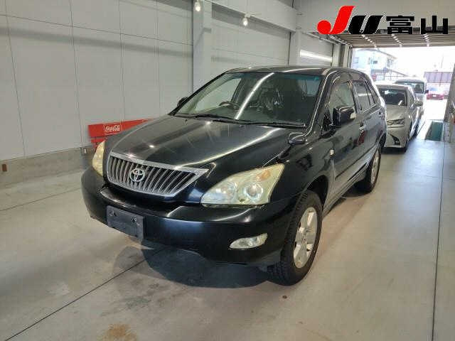 TOYOTA HARRIER 2010