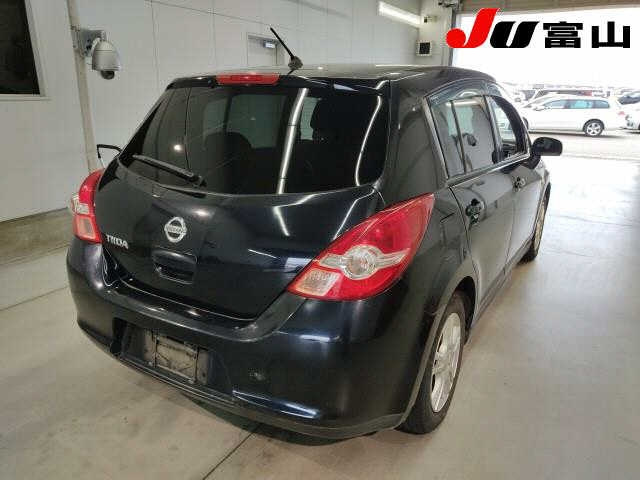 NISSAN TIIDA 2009