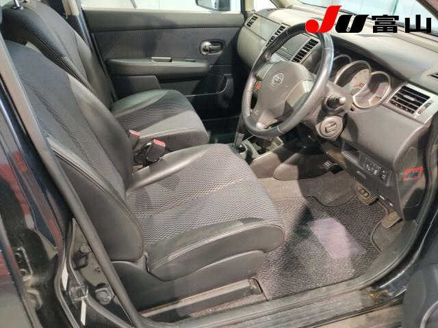 NISSAN TIIDA 2009