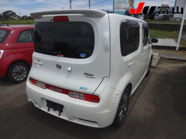 NISSAN CUBE 2013