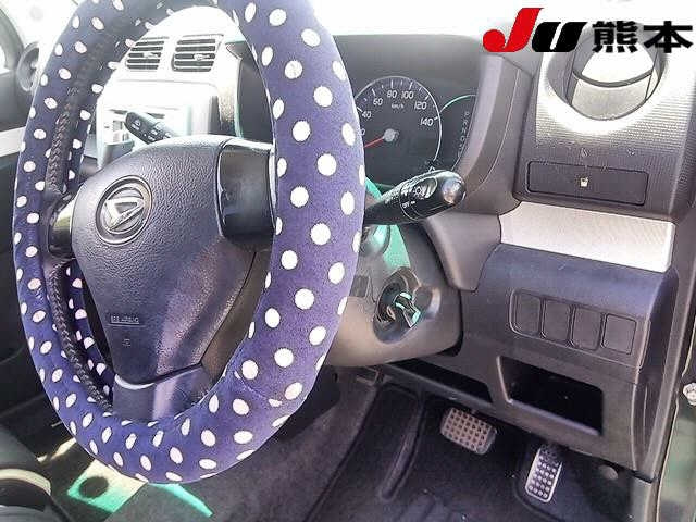 DAIHATSU MOVE CONTE 2010
