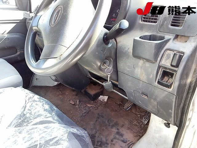 DAIHATSU HIJET VAN 2013
