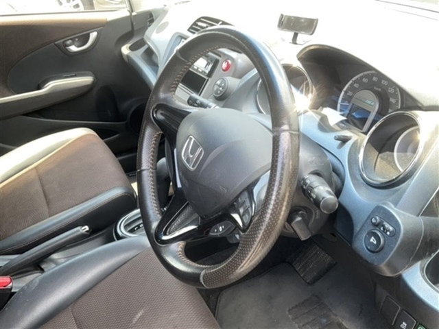 HONDA FIT SHUTTLE 2012