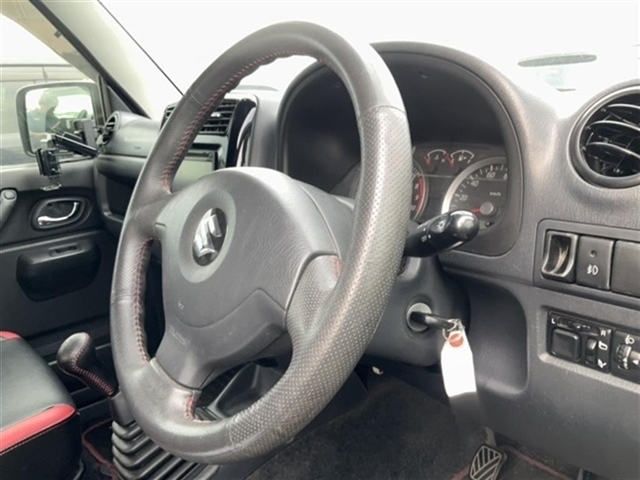 SUZUKI JIMNY 2012