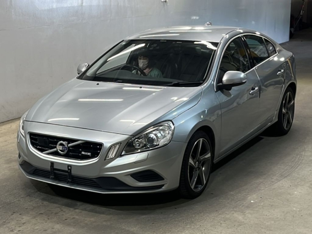 VOLVO S60 2012