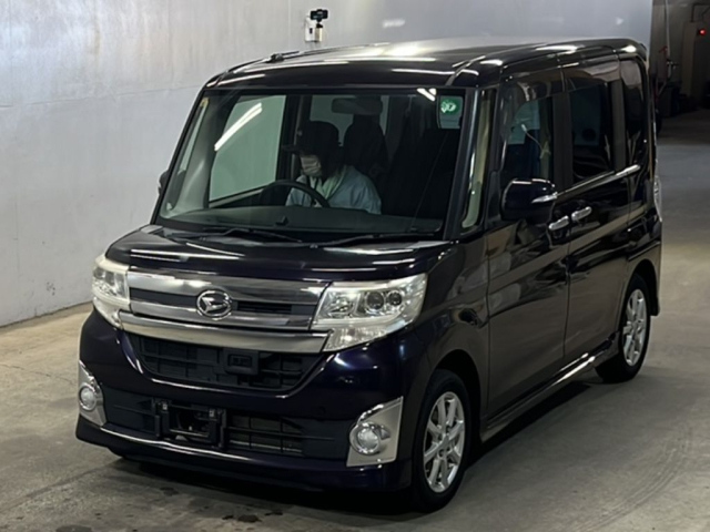 DAIHATSU TANTO 2014