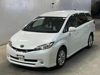 TOYOTA WISH 2010