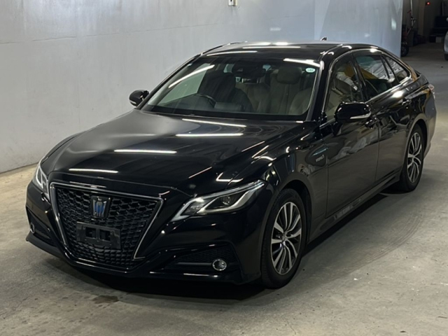 TOYOTA CROWN 2018