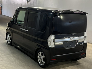 DAIHATSU TANTO 2014