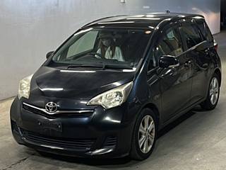 TOYOTA RACTIS 2014