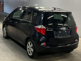TOYOTA RACTIS 2014