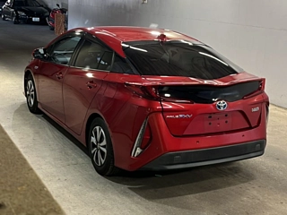 TOYOTA PRIUS PHV 2017