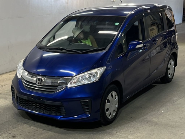 HONDA FREED 2015