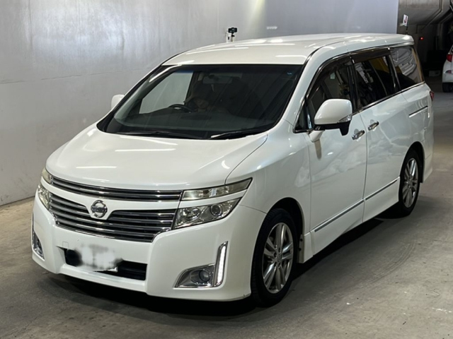 NISSAN ELGRAND 2011