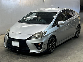 TOYOTA PRIUS 2013