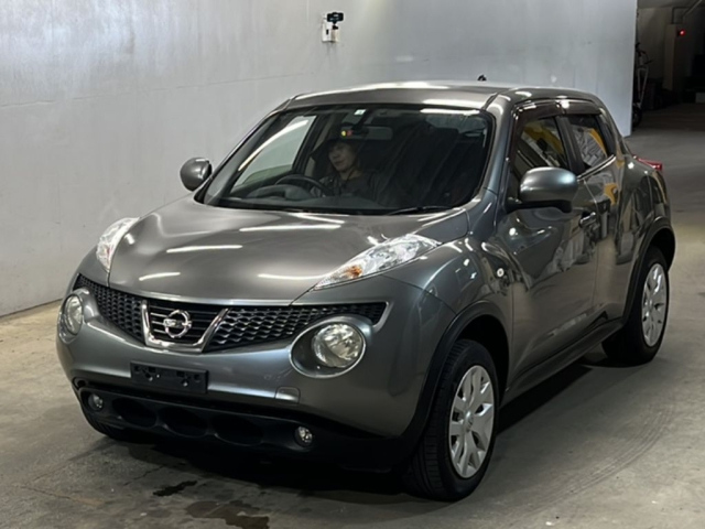 NISSAN JUKE 2012