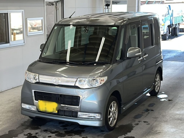 DAIHATSU TANTO 2009