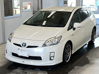 TOYOTA PRIUS 2011