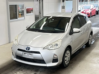 TOYOTA AQUA 2014