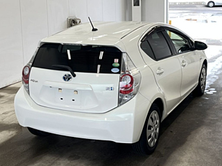 TOYOTA AQUA 2014
