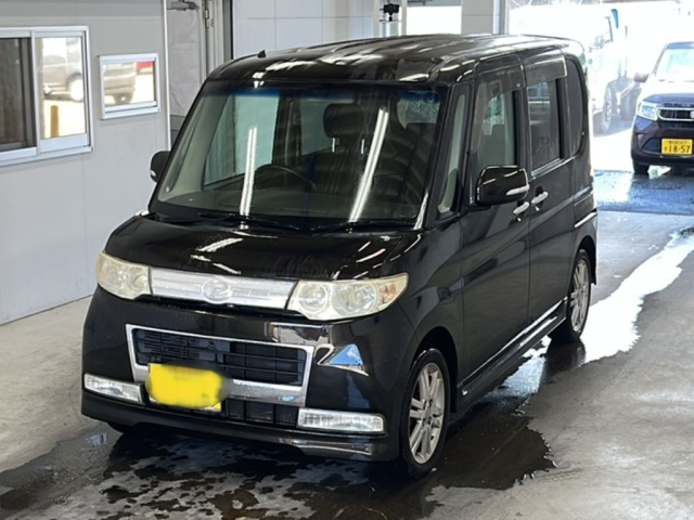 DAIHATSU TANTO 2009