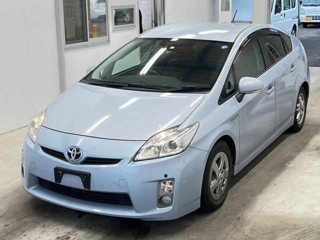 TOYOTA PRIUS 2011