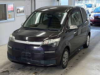 TOYOTA SPADE 2015