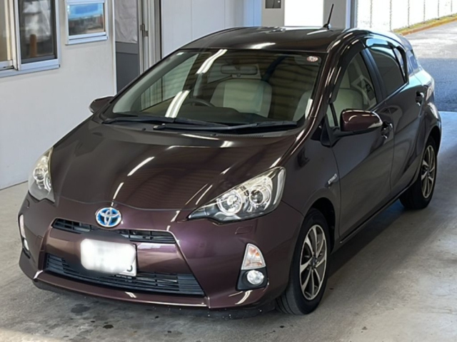 TOYOTA AQUA 2014