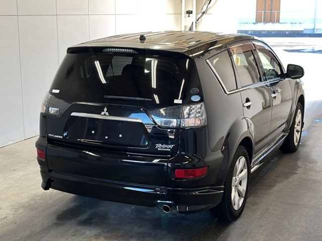 MITSUBISHI OUTLANDER 2010