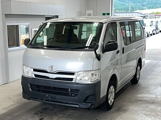 TOYOTA HIACE VAN 2013
