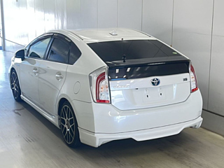 TOYOTA PRIUS 2014