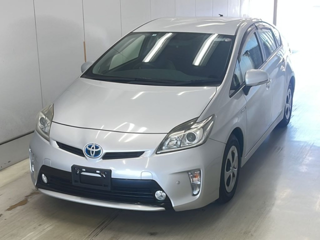 TOYOTA PRIUS 2012