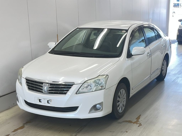 TOYOTA PREMIO 2012