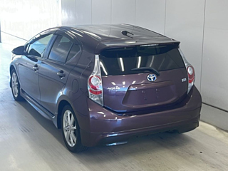 TOYOTA AQUA 2014