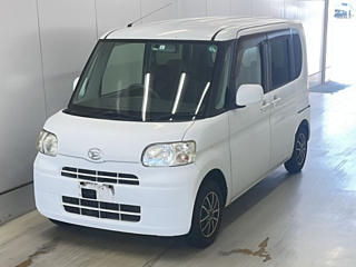 DAIHATSU TANTO 2010