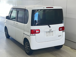 DAIHATSU TANTO 2010