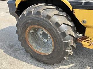 KOMATSU WA40-8N0 2021
