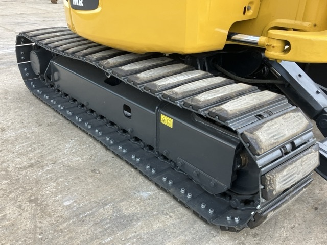 KOMATSU PC55MR-3 2011