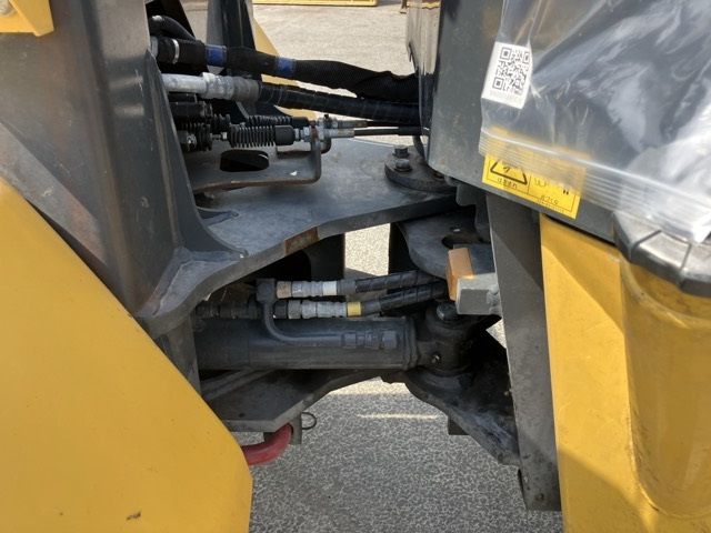 KOMATSU WA40-8N0 2021