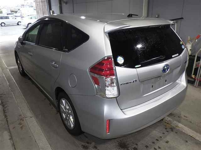 TOYOTA PRIUS ALPHA 2019